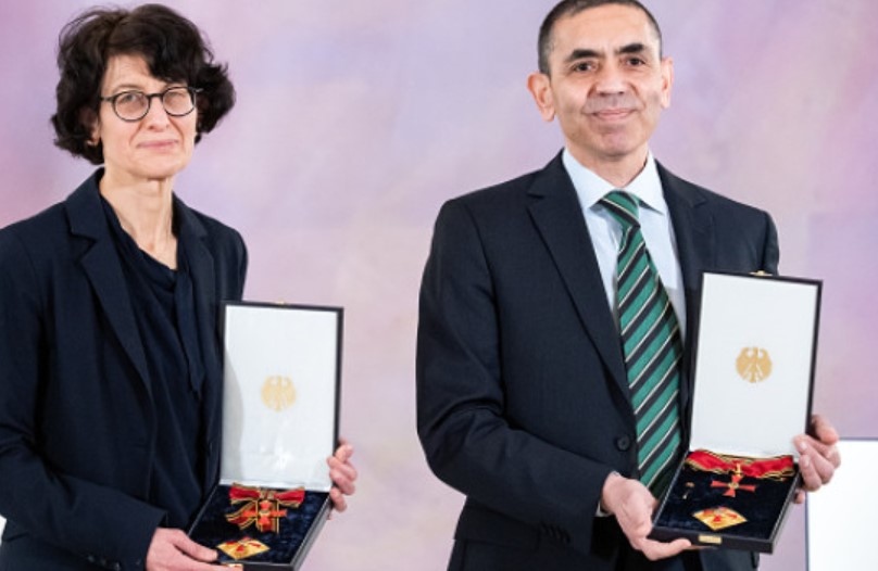 С напредването на ваксинация вирусът на COVID 19 ще стане управляем казаха